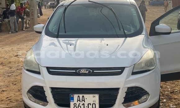 Buy Used Ford Escape White Car in Dakar in Dakar