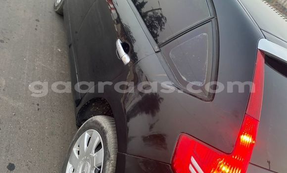 Acheter Occasion Voiture Citroen C4 Noir à Dakar, Dakar Acheter Occasion Voiture Citroen C4 Noir à Dakar, Dakar