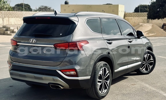 Buy Import Hyundai H200 Silver Truck in Dakar in Dakar Buy Import Hyundai H200 Silver Truck in Dakar in Dakar