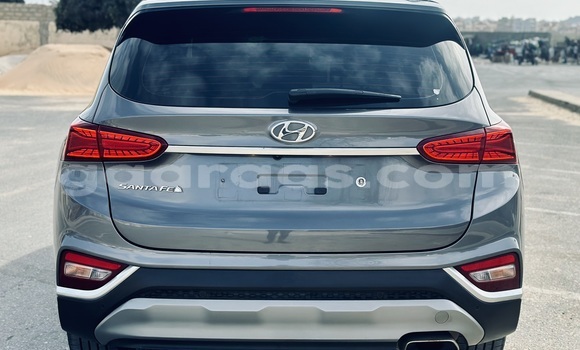 Buy Import Hyundai H200 Silver Truck in Dakar in Dakar Buy Import Hyundai H200 Silver Truck in Dakar in Dakar