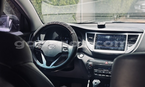 Buy Import Hyundai Tucson Silver Car in Dakar in Dakar Buy Import Hyundai Tucson Silver Car in Dakar in Dakar