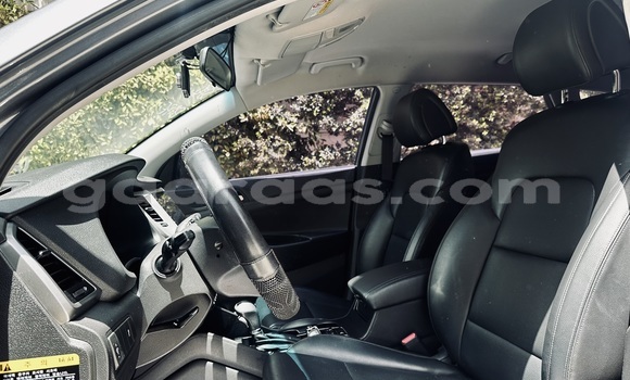 Buy Import Hyundai Tucson Silver Car in Dakar in Dakar Buy Import Hyundai Tucson Silver Car in Dakar in Dakar