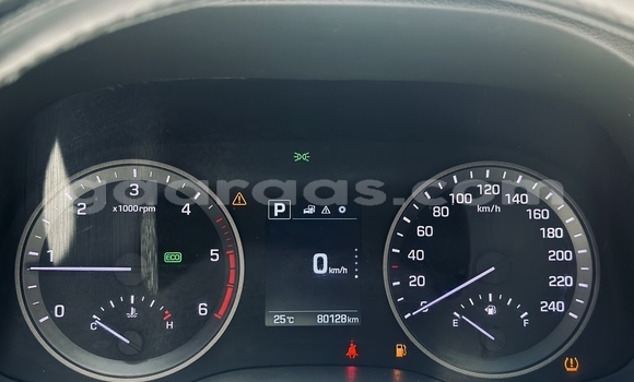 Buy Import Hyundai Tucson Silver Car in Dakar in Dakar Buy Import Hyundai Tucson Silver Car in Dakar in Dakar