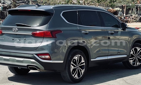 Buy New Hyundai Santa Fe Silver Car in Dakar in Dakar Buy New Hyundai Santa Fe Silver Car in Dakar in Dakar