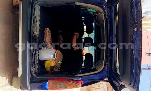 Buy Used Citroen Berlingo Blue Car in Dakar in Dakar Buy Used Citroen Berlingo Blue Car in Dakar in Dakar