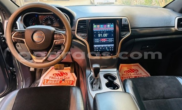 Dieundeu Occasion Jeep Grand Cherokee Silver Auto in Dakar in Dakar Dieundeu Occasion Jeep Grand Cherokee Silver Auto in Dakar in Dakar