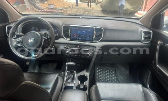 Buy Used Kia Sportage White Car in Dakar in Dakar Buy Used Kia Sportage White Car in Dakar in Dakar