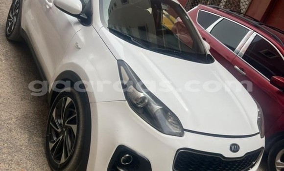 Buy Used Kia Sportage White Car in Dakar in Dakar Buy Used Kia Sportage White Car in Dakar in Dakar