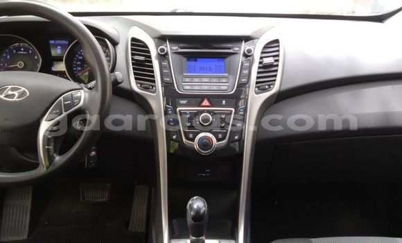 Buy Used Hyundai Elantra White Car in Dakar in Dakar Buy Used Hyundai Elantra White Car in Dakar in Dakar