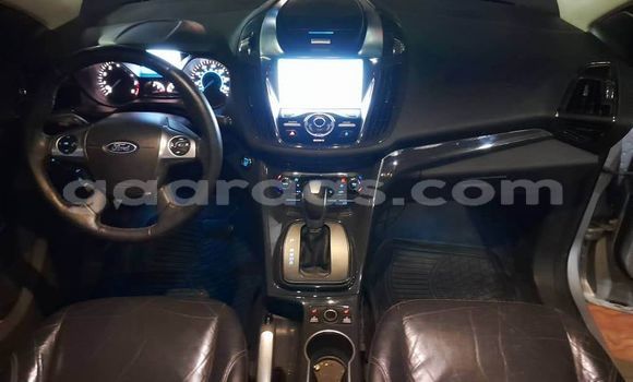 Acheter Occasion Voiture Ford Escape Autre à Dakar, Dakar Acheter Occasion Voiture Ford Escape Autre à Dakar, Dakar