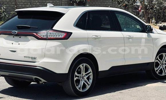 Acheter Occasion Voiture Ford Edge Blanc à Dakar, Dakar Acheter Occasion Voiture Ford Edge Blanc à Dakar, Dakar