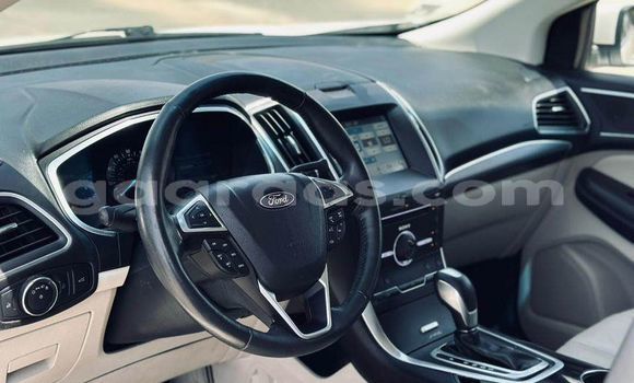 Acheter Occasion Voiture Ford Edge Blanc à Dakar, Dakar Acheter Occasion Voiture Ford Edge Blanc à Dakar, Dakar