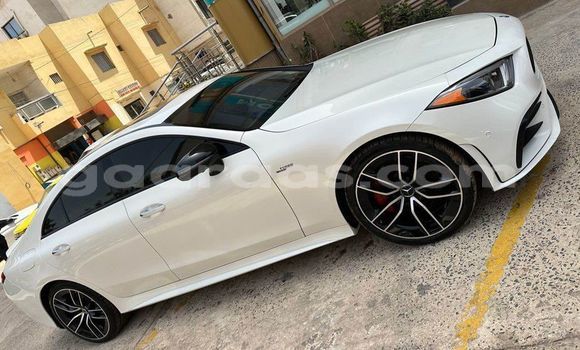 Acheter Occasion Voiture Mercedes‒Benz CL–Class Blanc à Dakar, Dakar Acheter Occasion Voiture Mercedes‒Benz CL–Class Blanc à Dakar, Dakar