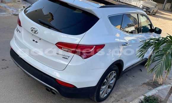 Acheter Occasion Voiture Hyundai Santa Fe Blanc à Dakar, Dakar Acheter Occasion Voiture Hyundai Santa Fe Blanc à Dakar, Dakar