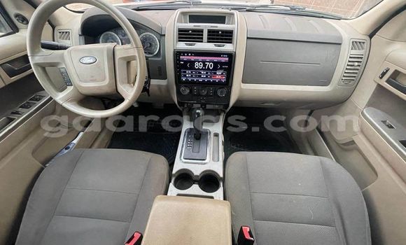 Acheter Occasion Voiture Ford Escape Blanc à Dakar, Dakar Acheter Occasion Voiture Ford Escape Blanc à Dakar, Dakar