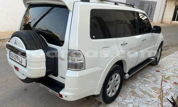 Acheter Occasion Voiture Mitsubishi Pajero Blanc à Dakar, Dakar Acheter Occasion Voiture Mitsubishi Pajero Blanc à Dakar, Dakar