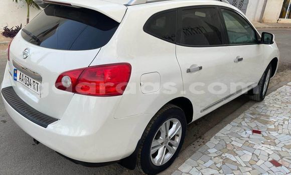 Acheter Occasion Voiture Nissan Rogue Blanc à Dakar, Dakar Acheter Occasion Voiture Nissan Rogue Blanc à Dakar, Dakar