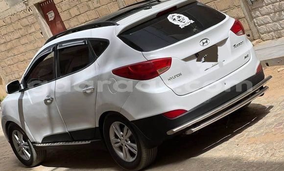 Buy Used Hyundai Tucson White Car in Dakar in Dakar Buy Used Hyundai Tucson White Car in Dakar in Dakar