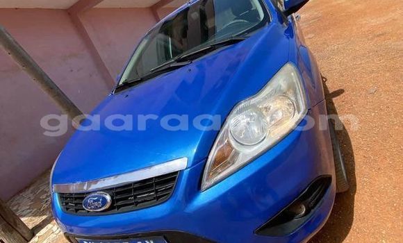 Buy Used Ford Focus Blue Car in Dakar in Dakar