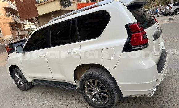 Acheter Occasion Voiture Toyota Prado Blanc à Dakar, Dakar Acheter Occasion Voiture Toyota Prado Blanc à Dakar, Dakar