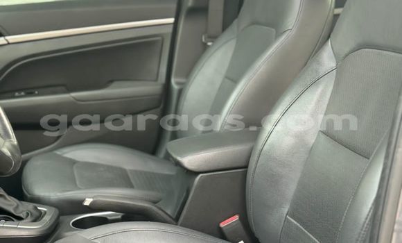 Buy Import Hyundai Elantra Silver Car in Dakar in Dakar Buy Import Hyundai Elantra Silver Car in Dakar in Dakar