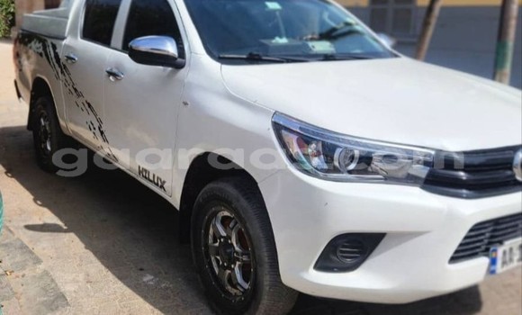 Acheter Occasion Voiture Toyota Hilux Blanc à Dakar, Dakar Acheter Occasion Voiture Toyota Hilux Blanc à Dakar, Dakar