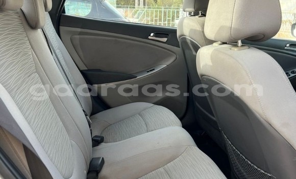 Acheter Occasion Voiture Hyundai Accent Gris à Dakar, Dakar Acheter Occasion Voiture Hyundai Accent Gris à Dakar, Dakar