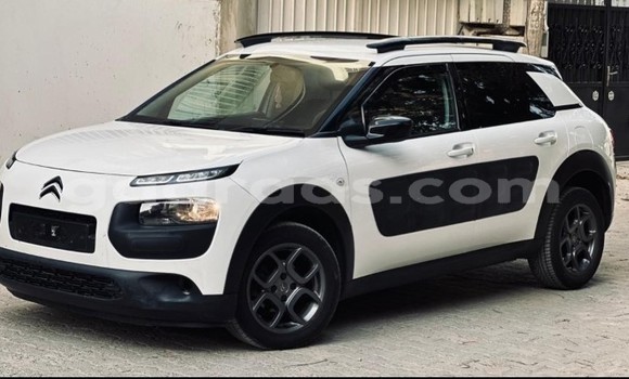 Acheter Occasion Voiture Citroen C4 Cactus Blanc à Dakar, Dakar Acheter Occasion Voiture Citroen C4 Cactus Blanc à Dakar, Dakar