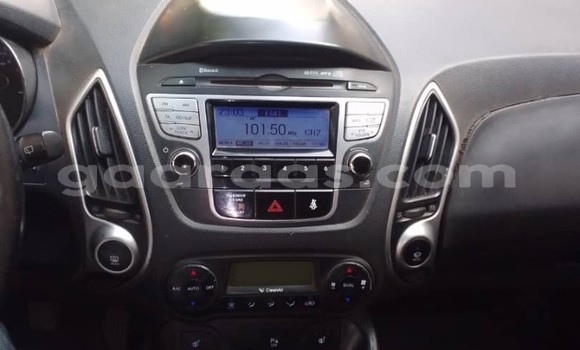 Buy Used Hyundai ix35 White Car in Dakar in Dakar Buy Used Hyundai ix35 White Car in Dakar in Dakar