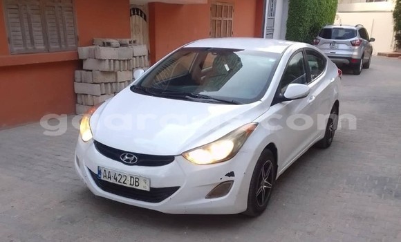 Acheter Occasion Voiture Hyundai Elantra Blanc à Dakar, Dakar Acheter Occasion Voiture Hyundai Elantra Blanc à Dakar, Dakar