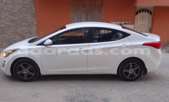 Acheter Occasion Voiture Hyundai Elantra Blanc à Dakar, Dakar Acheter Occasion Voiture Hyundai Elantra Blanc à Dakar, Dakar