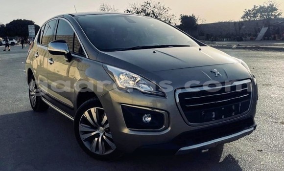 Buy Used Peugeot 3008 Silver Car in Dakar in Dakar Buy Used Peugeot 3008 Silver Car in Dakar in Dakar