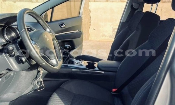 Buy Used Peugeot 3008 Silver Car in Dakar in Dakar Buy Used Peugeot 3008 Silver Car in Dakar in Dakar