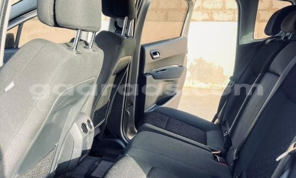 Buy Used Peugeot 3008 Silver Car in Dakar in Dakar Buy Used Peugeot 3008 Silver Car in Dakar in Dakar