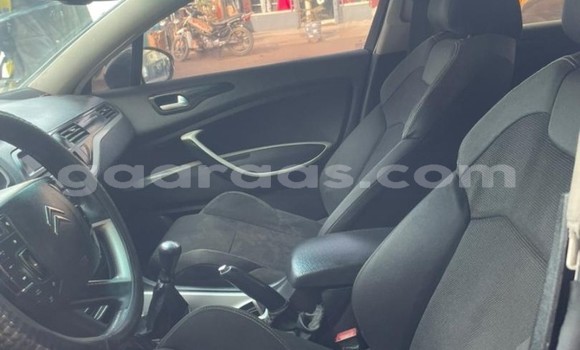 Acheter Occasion Voiture Citroen C5 Noir à Dakar, Dakar Acheter Occasion Voiture Citroen C5 Noir à Dakar, Dakar