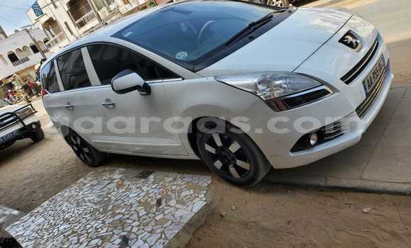 Acheter Occasion Voiture Peugeot 5008 Blanc à Dakar, Dakar