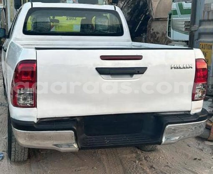 Big with watermark toyota hilux dakar dakar 17664