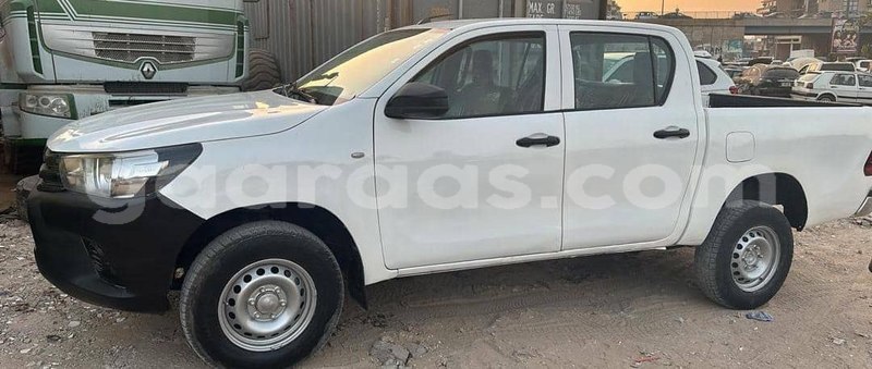 Big with watermark toyota hilux dakar dakar 17664