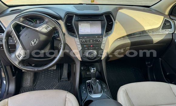 Buy Import Hyundai Santa Fe Silver Car in Dakar in Dakar Buy Import Hyundai Santa Fe Silver Car in Dakar in Dakar