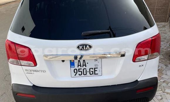 Dieundeu Occasion Kia Sorento White Auto in Dakar in Dakar Dieundeu Occasion Kia Sorento White Auto in Dakar in Dakar