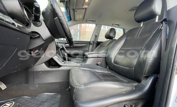 Dieundeu Occasion Kia Sorento White Auto in Dakar in Dakar Dieundeu Occasion Kia Sorento White Auto in Dakar in Dakar