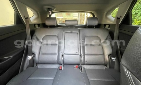 Buy Used Hyundai Tucson Silver Car in Dakar in Dakar Buy Used Hyundai Tucson Silver Car in Dakar in Dakar