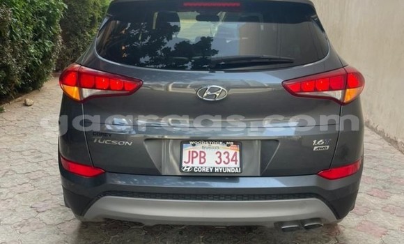 Buy Used Hyundai Tucson Silver Car in Dakar in Dakar Buy Used Hyundai Tucson Silver Car in Dakar in Dakar