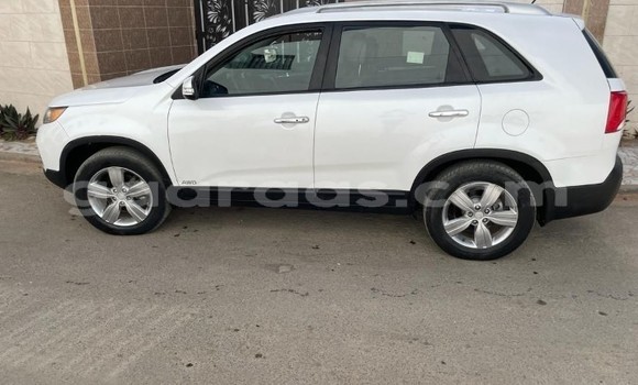 Buy Used Kia Sorento White Car in Dakar in Dakar Buy Used Kia Sorento White Car in Dakar in Dakar