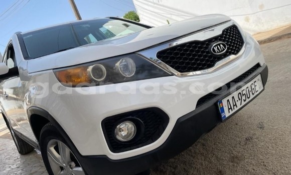 Buy Used Kia Sorento White Car in Dakar in Dakar Buy Used Kia Sorento White Car in Dakar in Dakar