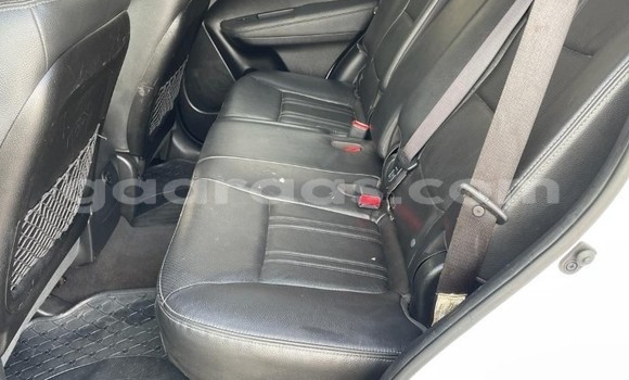 Buy Used Kia Sorento White Car in Dakar in Dakar Buy Used Kia Sorento White Car in Dakar in Dakar