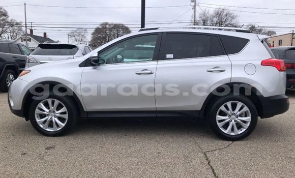 Dieundeu Occasion Toyota RAV4 Silver Auto in Dakar in Dakar Dieundeu Occasion Toyota RAV4 Silver Auto in Dakar in Dakar