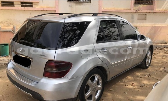 Acheter Occasion Voiture Mercedes Viano Gris à Dakar, Dakar Acheter Occasion Voiture Mercedes Viano Gris à Dakar, Dakar