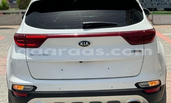 Dieundeu Occasion Kia Sportage White Auto in Dakar in Dakar Dieundeu Occasion Kia Sportage White Auto in Dakar in Dakar
