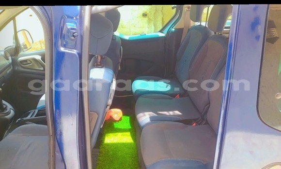 Dieundeu Occasion Citroen Berlingo Blue Auto in Dakar in Dakar Dieundeu Occasion Citroen Berlingo Blue Auto in Dakar in Dakar
